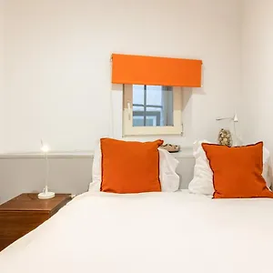 Appartamento Guestready - Homely Base Near Castle, Lisbona